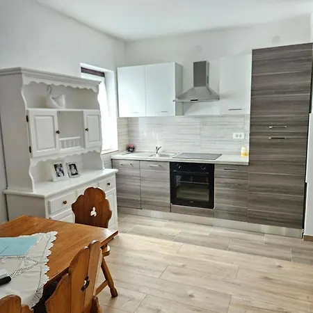 Apartment Lana